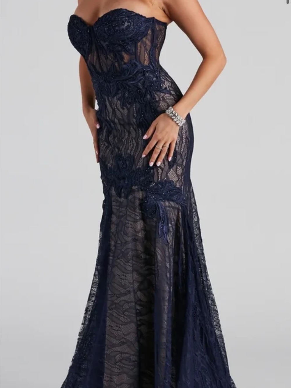 Strapless Navy Lace Mermaid Evening Dress